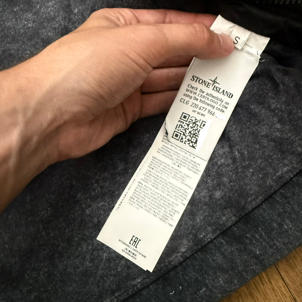 Stone Island Tela nylon down with dust colour frost finish - S