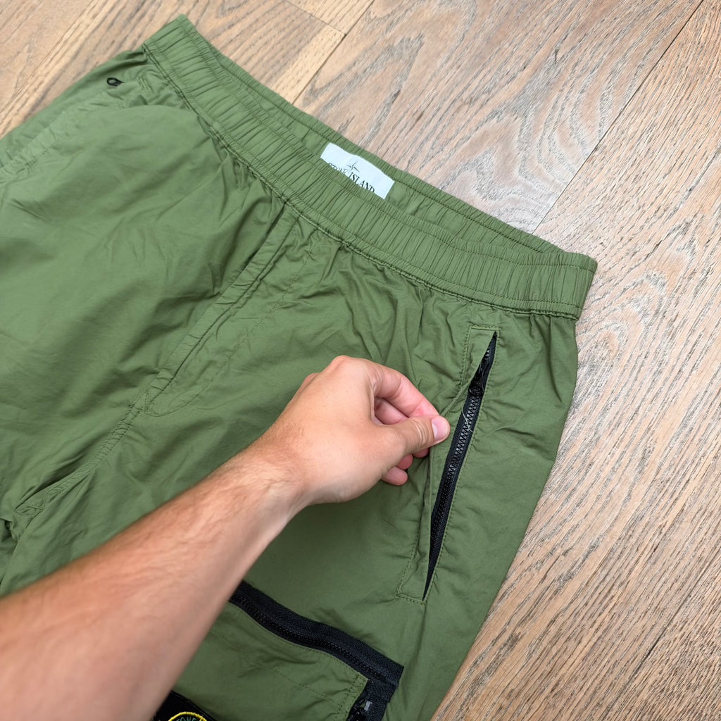 Stone Island zipped parachute cargo pants -W32