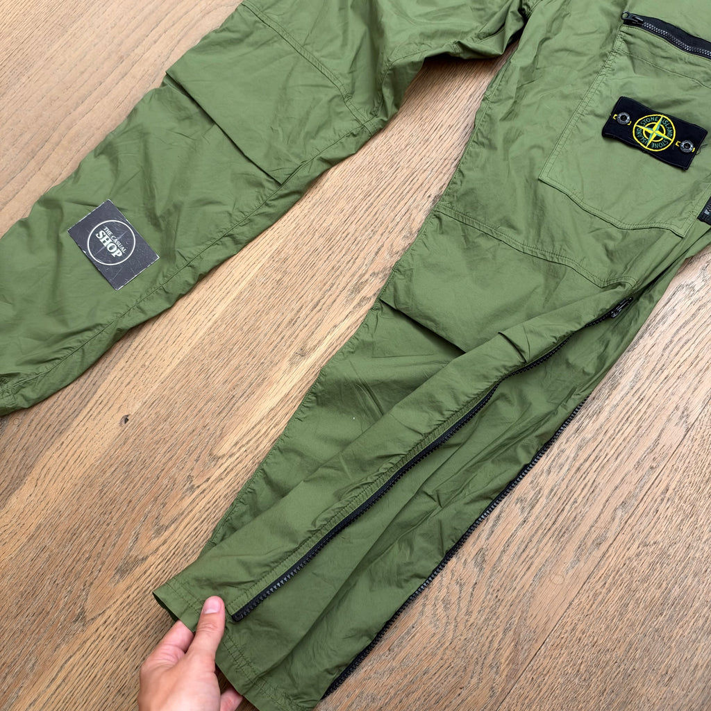 Stone Island zipped parachute cargo pants -W32