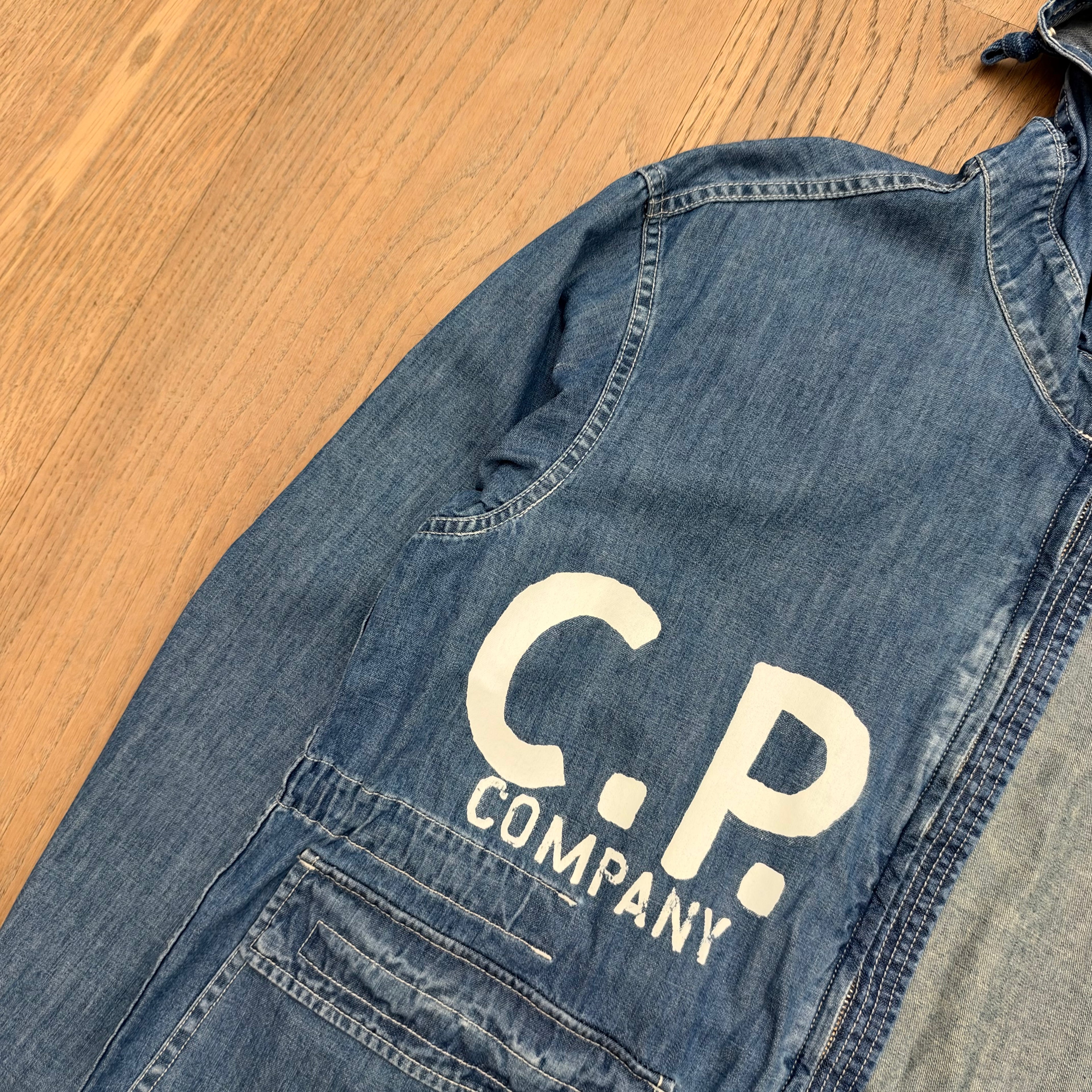 CP Company denim 'blu' goggle jacket - L