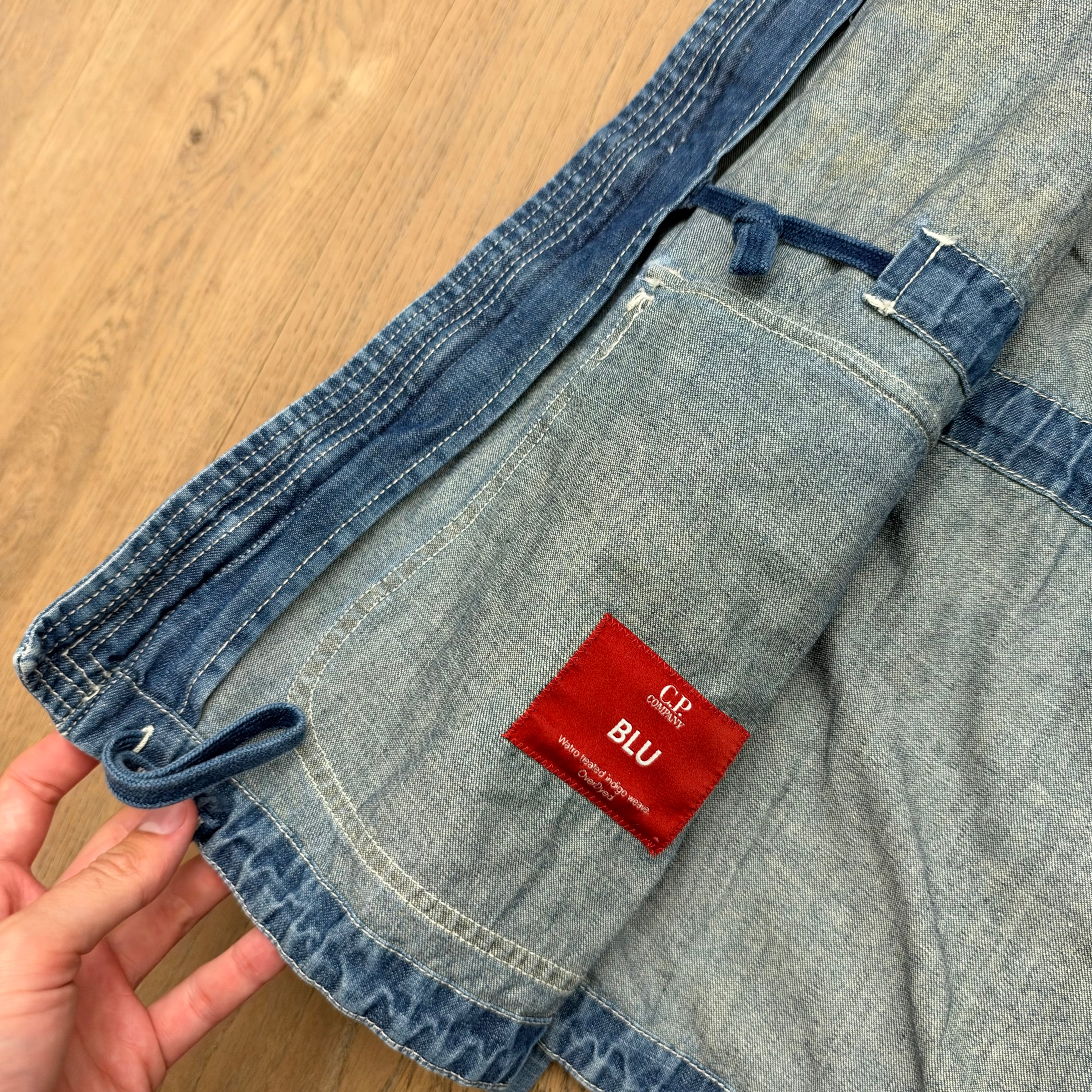 CP Company denim 'blu' goggle jacket - L
