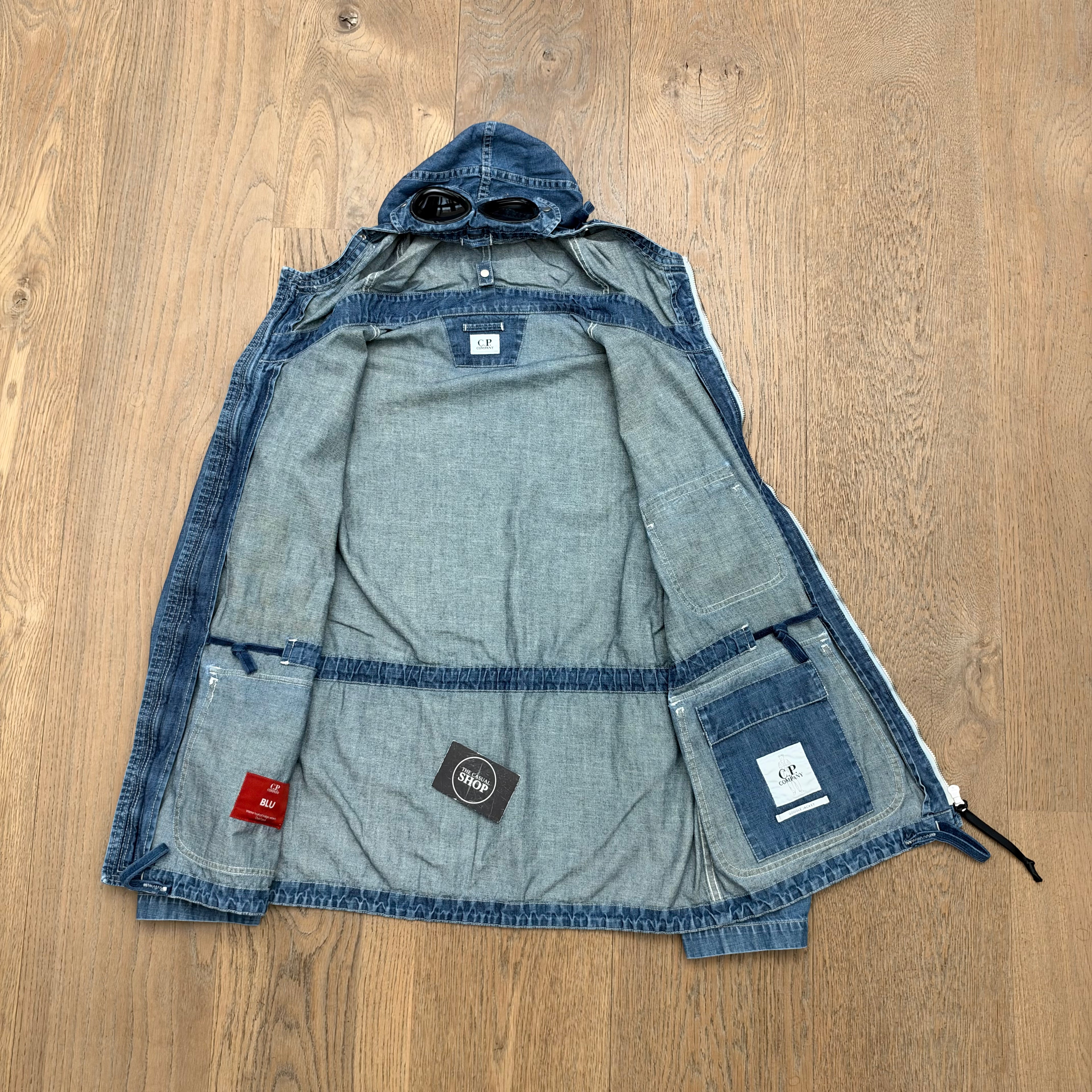 CP Company denim 'blu' goggle jacket - L