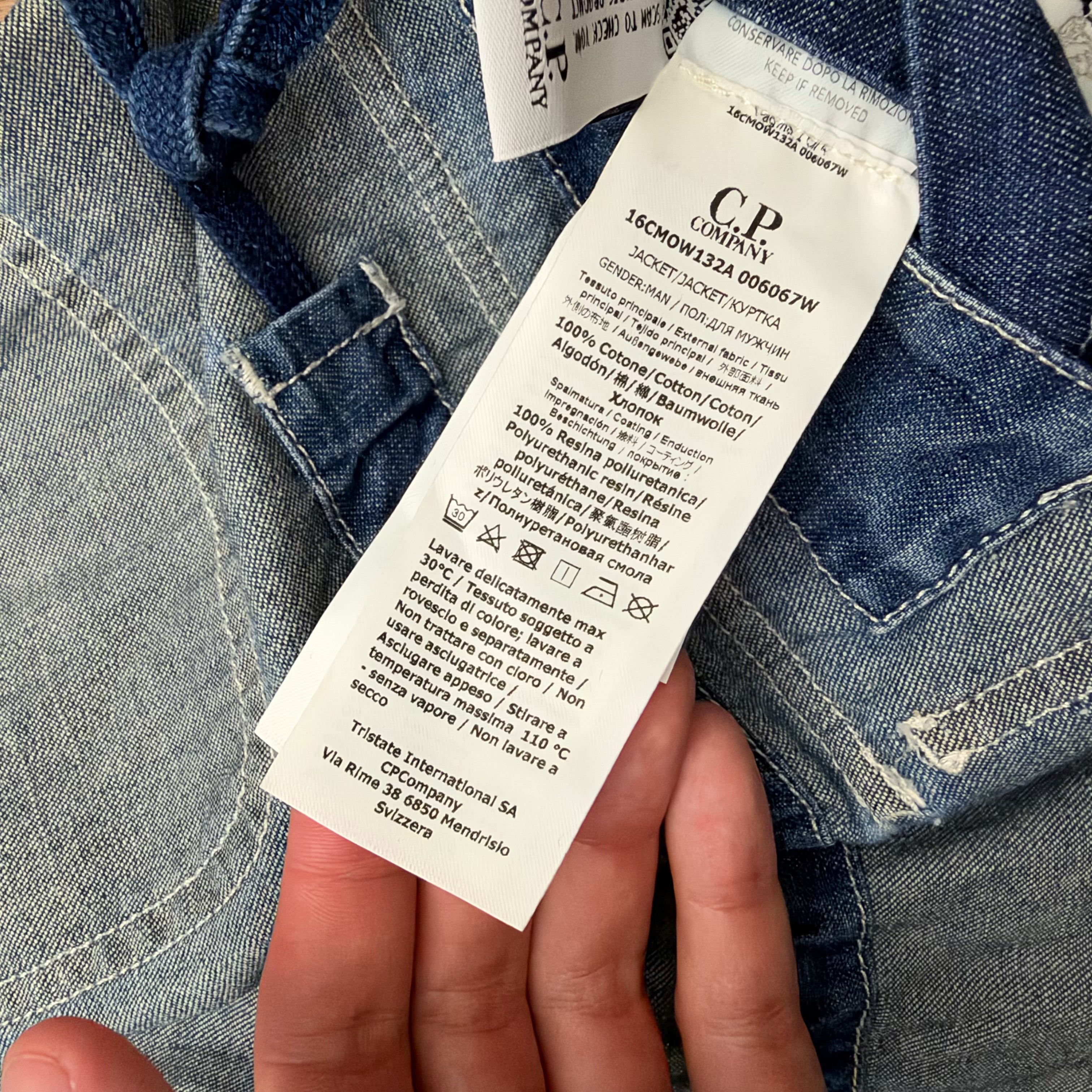 CP Company denim 'blu' goggle jacket - L