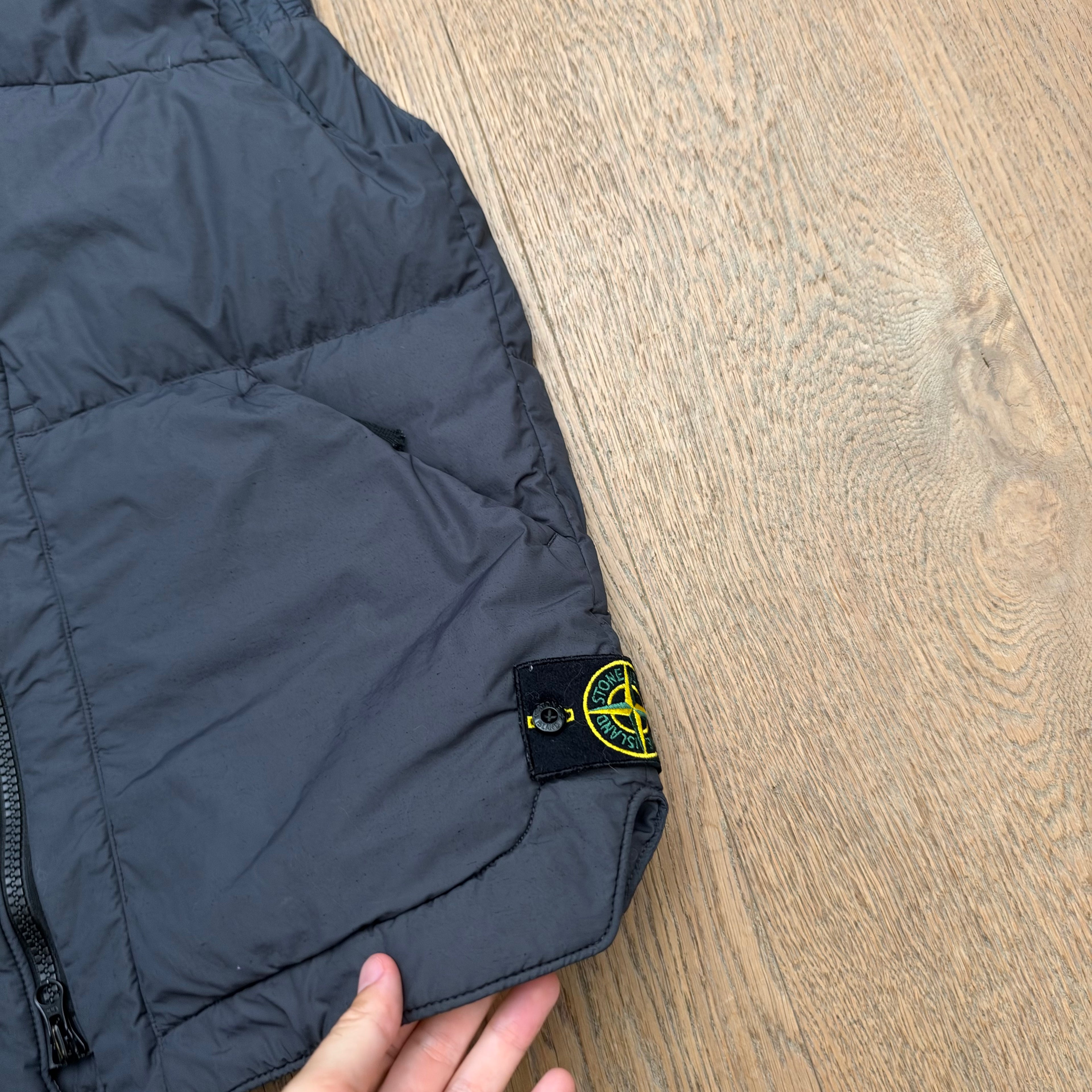 Stone Island nasal light wart down-TC gilet - M