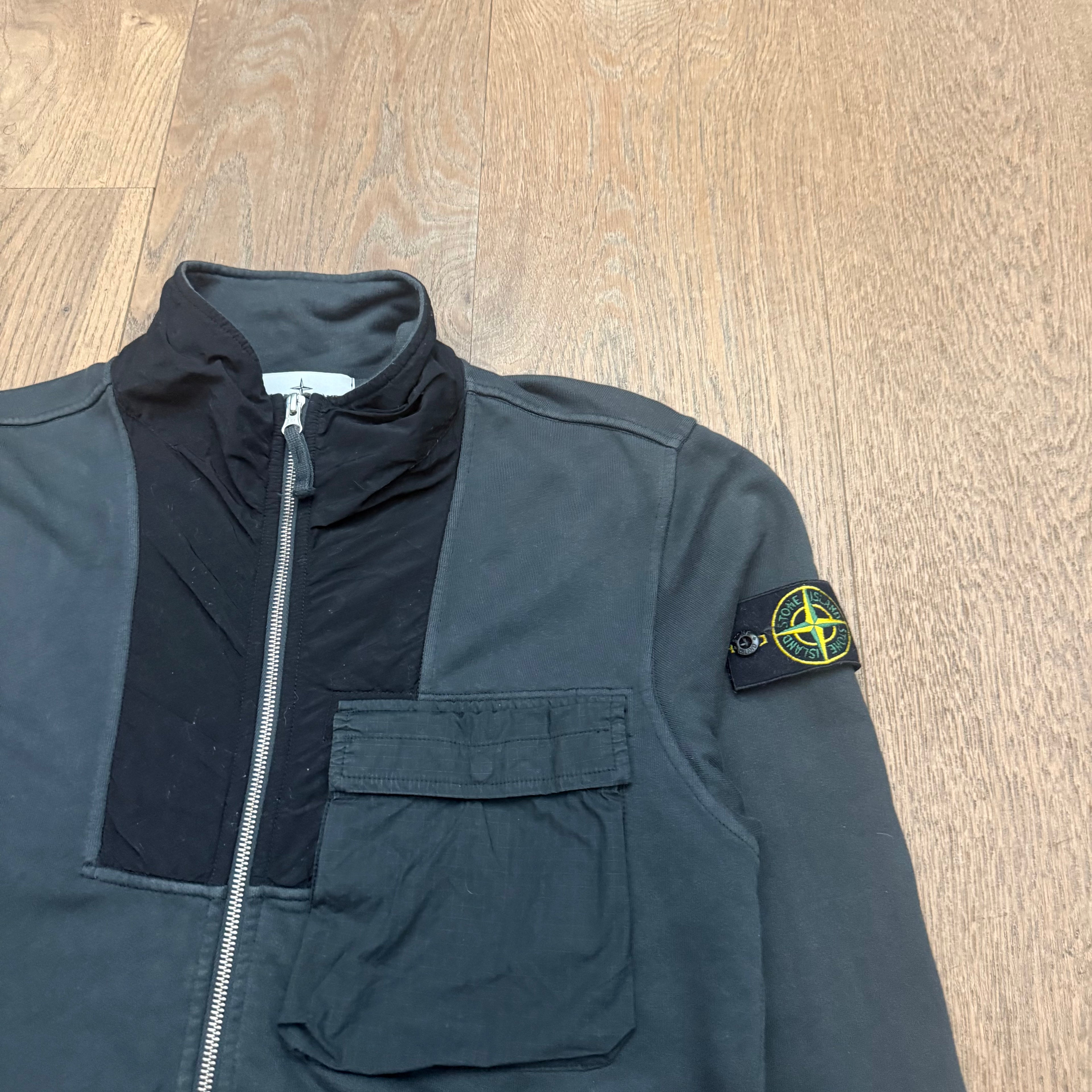 Stone Island multi pocket zipped sweater - S