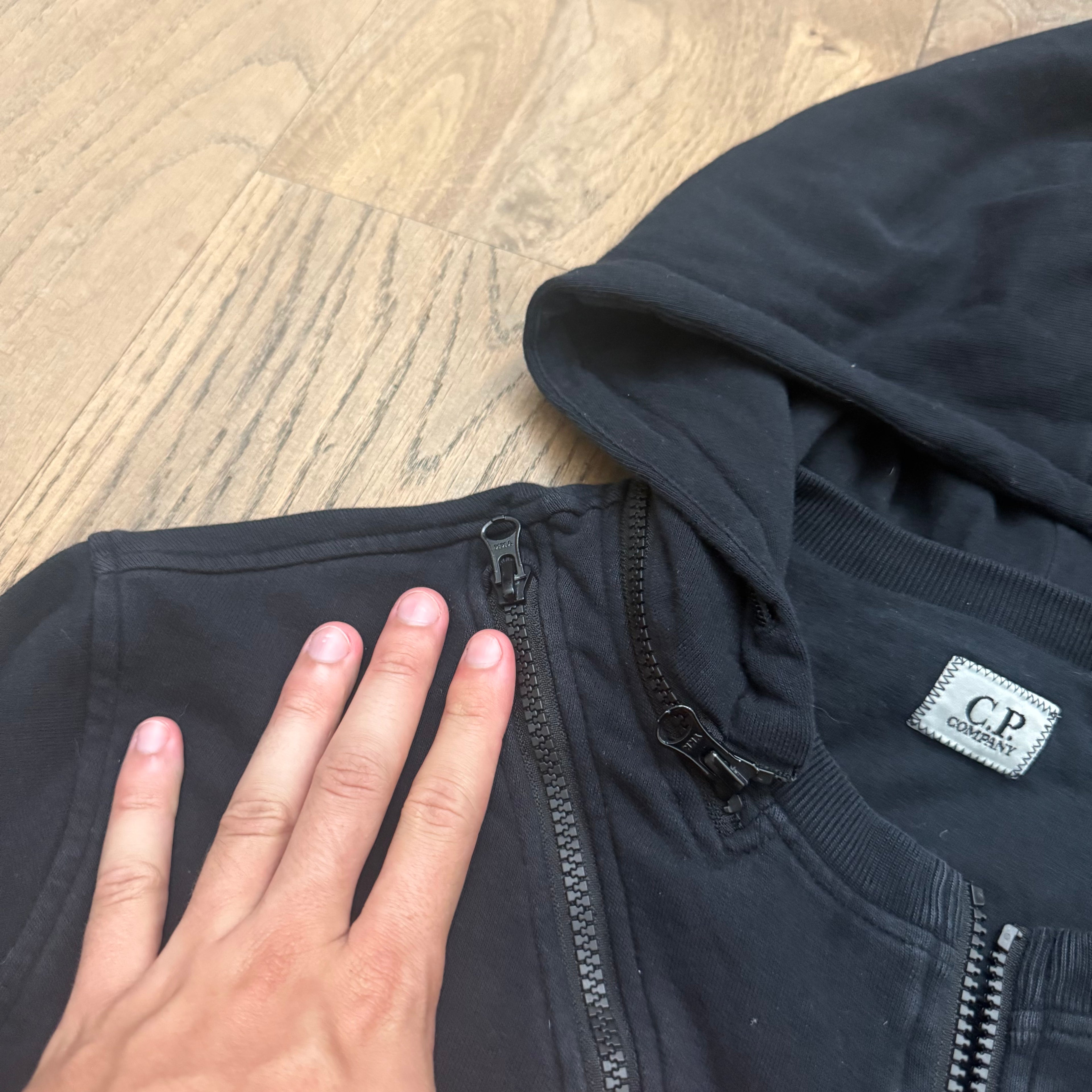 CP Company zipped hooded lens sweat - M