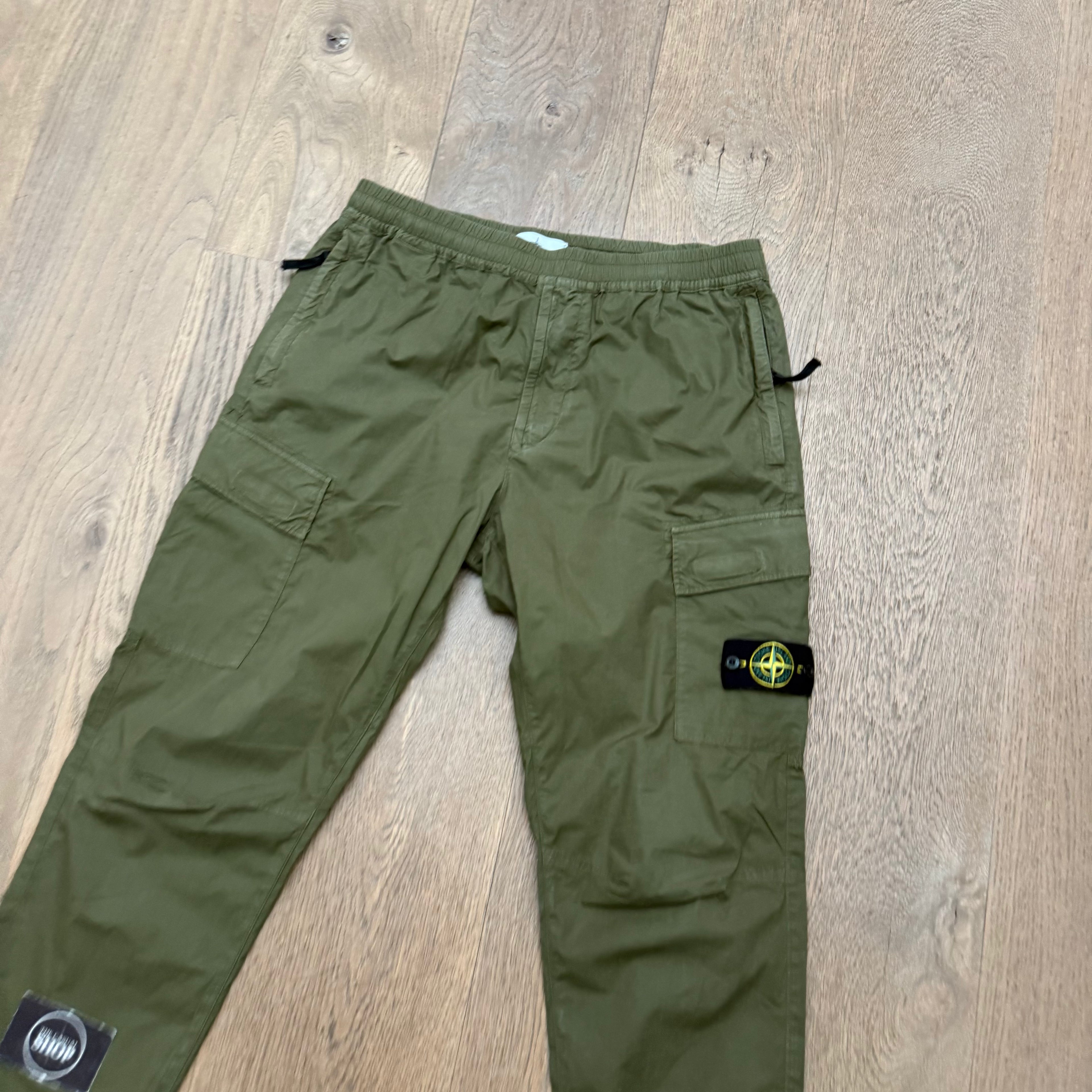 Stone Island Parachute cargo - W36