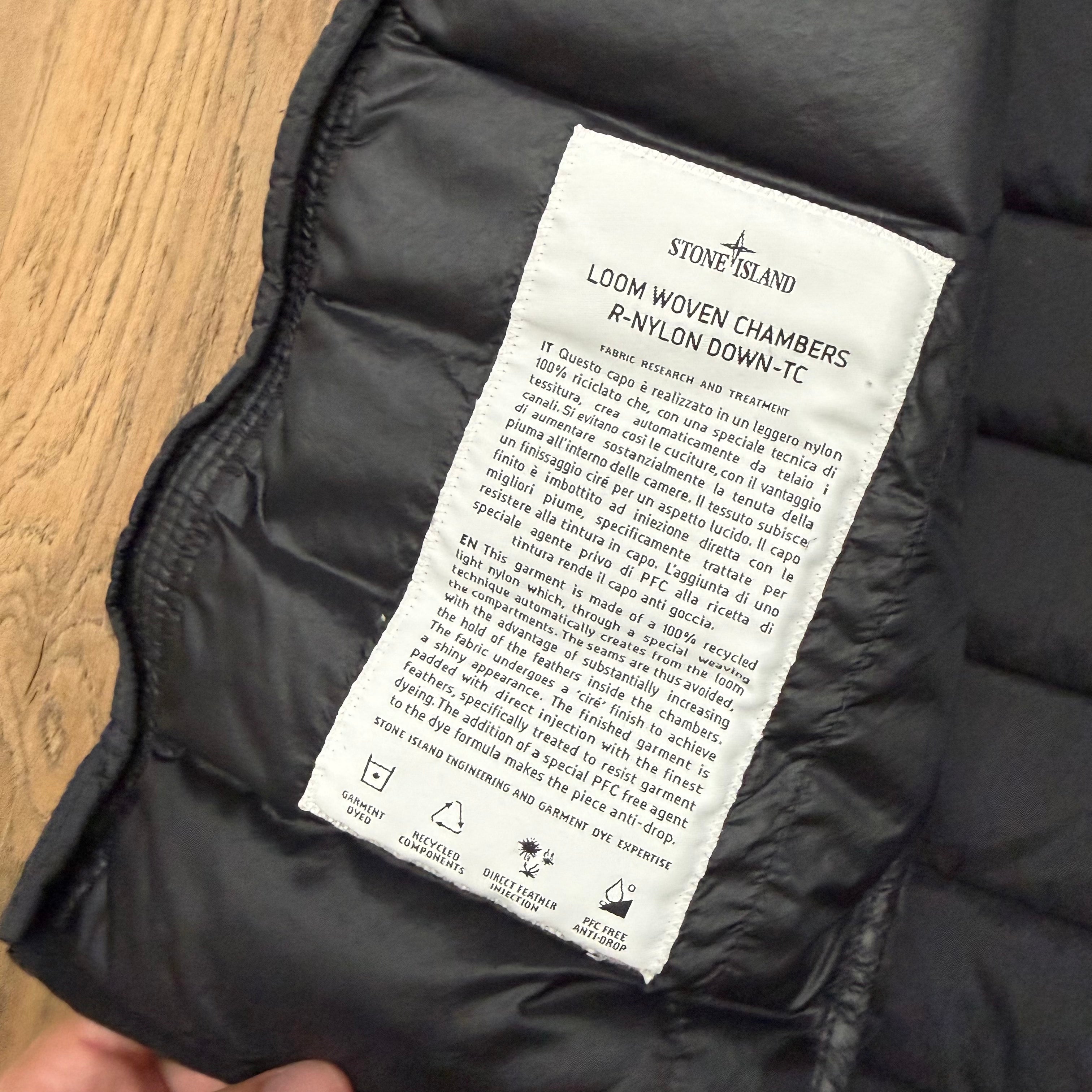 Stone Island Loom woven chambers R-nylon down-tc gilet - S