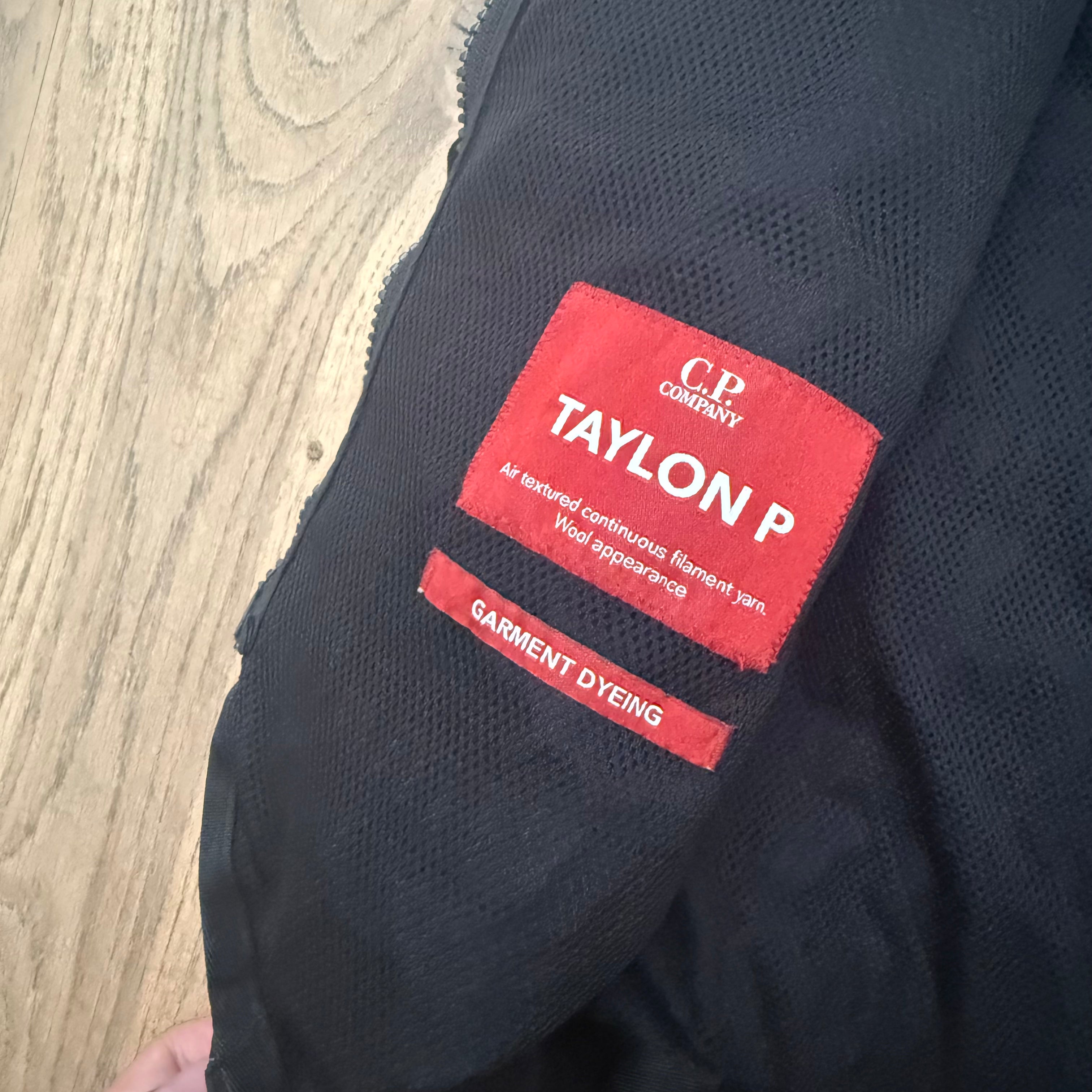 CP Company Taylon-p multi gilet - M