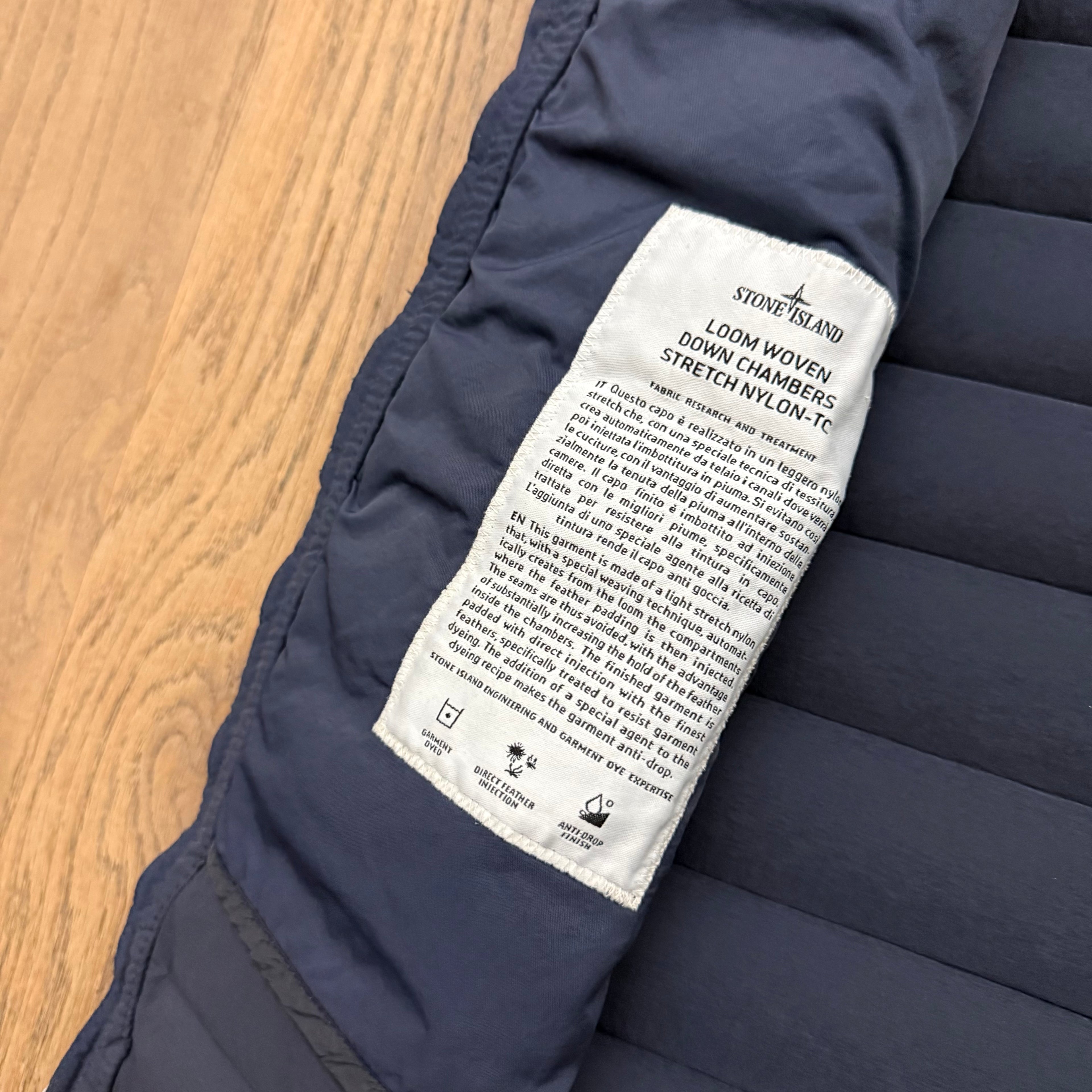 Stone Island Loom woven chambers R-nylon down-tc gilet - L