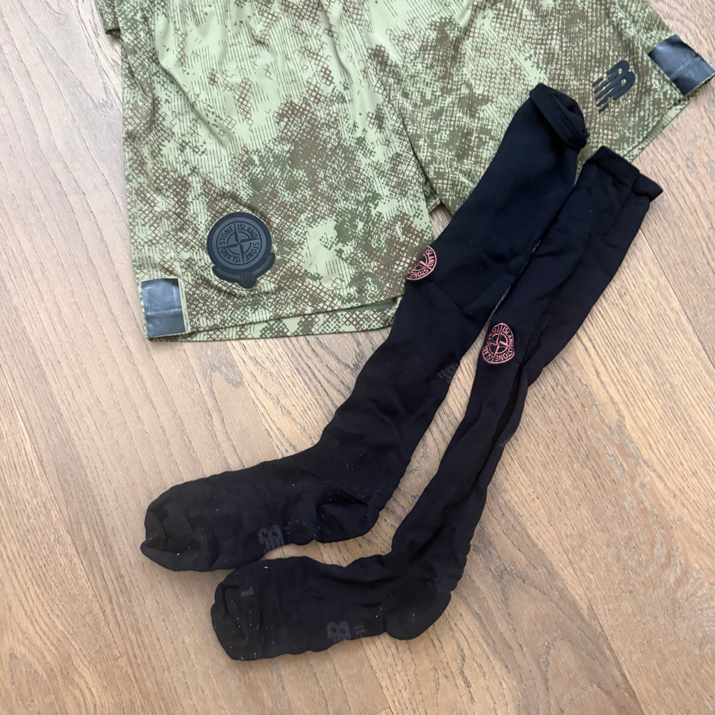 Stone Island x New Balance football kit - L