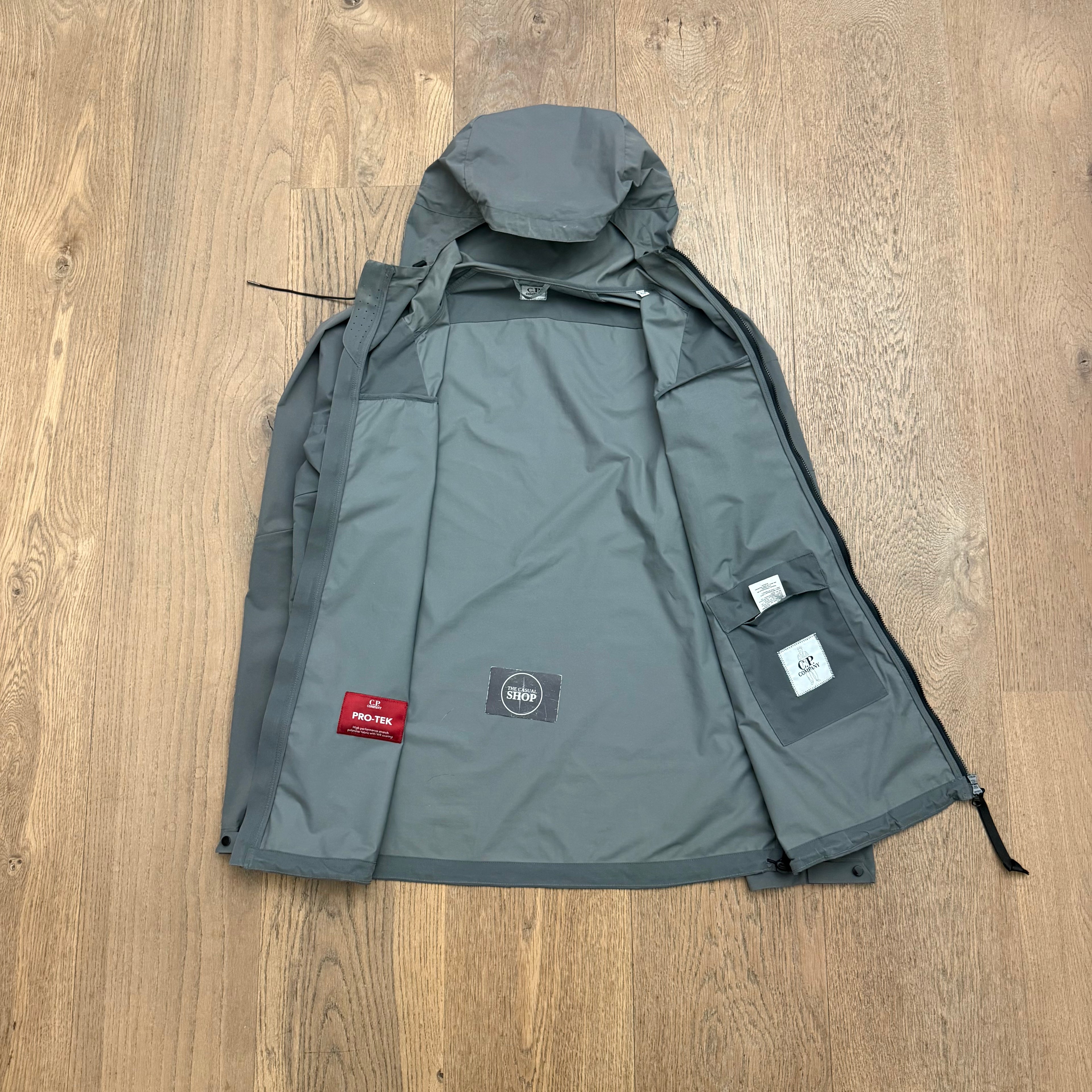 CP Company pro-tek lens jacket - XL