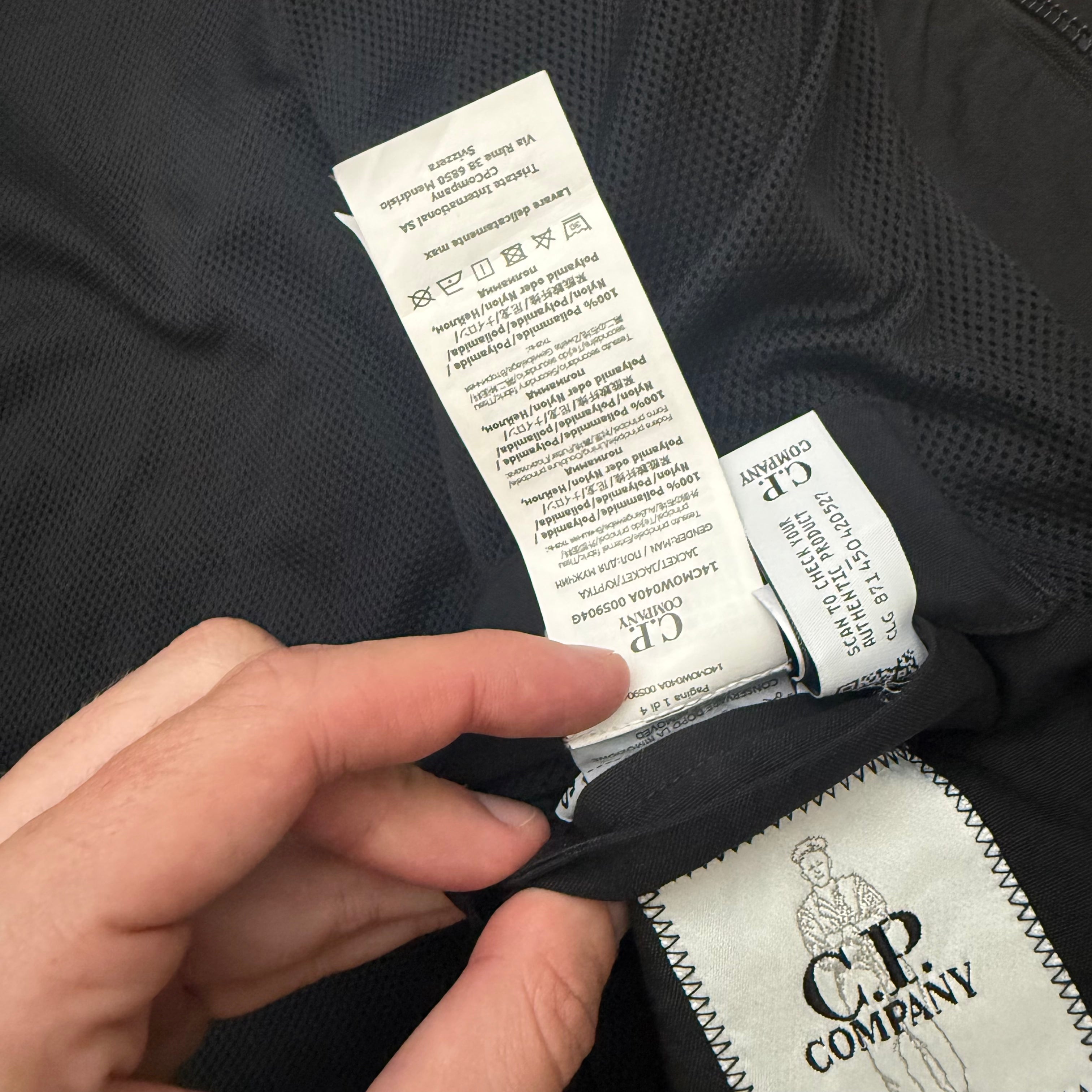 CP Company chrome-r lens jacket - L